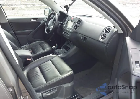 2011 Volkswagen Tiguan Sel from USA, damaged, VIN WVGBV7AX8BW547477